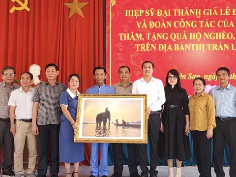 Nhịp cầu yêu thương
