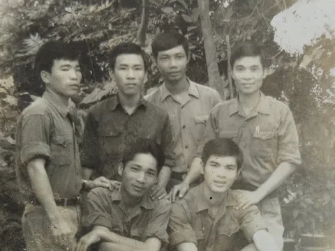 “Bộ đội Cụ Hồ” và “Đội quân nhà Phật” (Kỳ 1)
