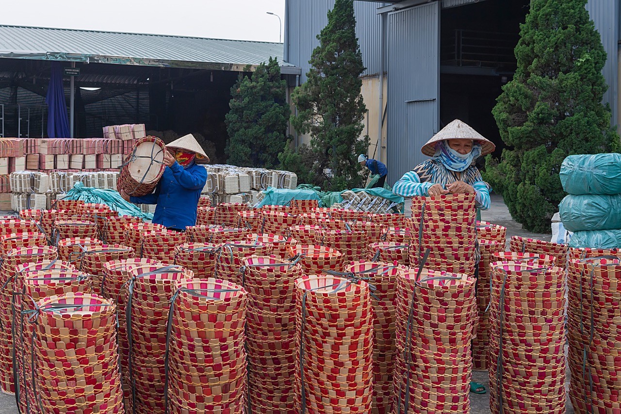 ty-phu-tuan-lang-nghe-co-te-phu-tuc-phu-xuyen-2jpg-lon-1698289508.jpeg