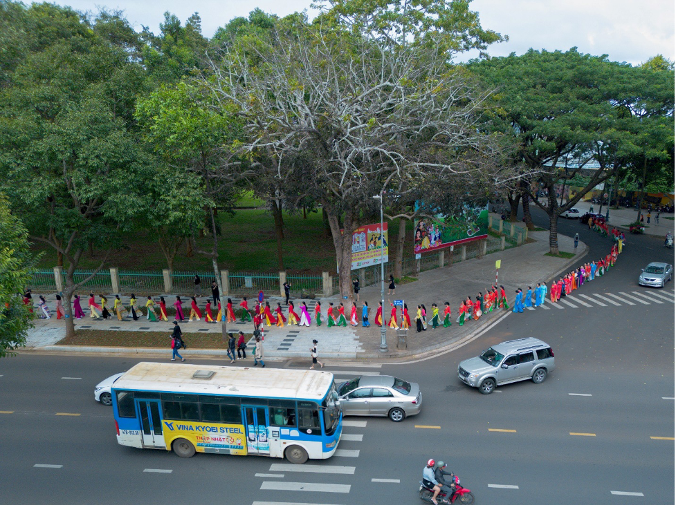 mat-clb-di-san-ao-dai-viet-nam4-1701055188.png