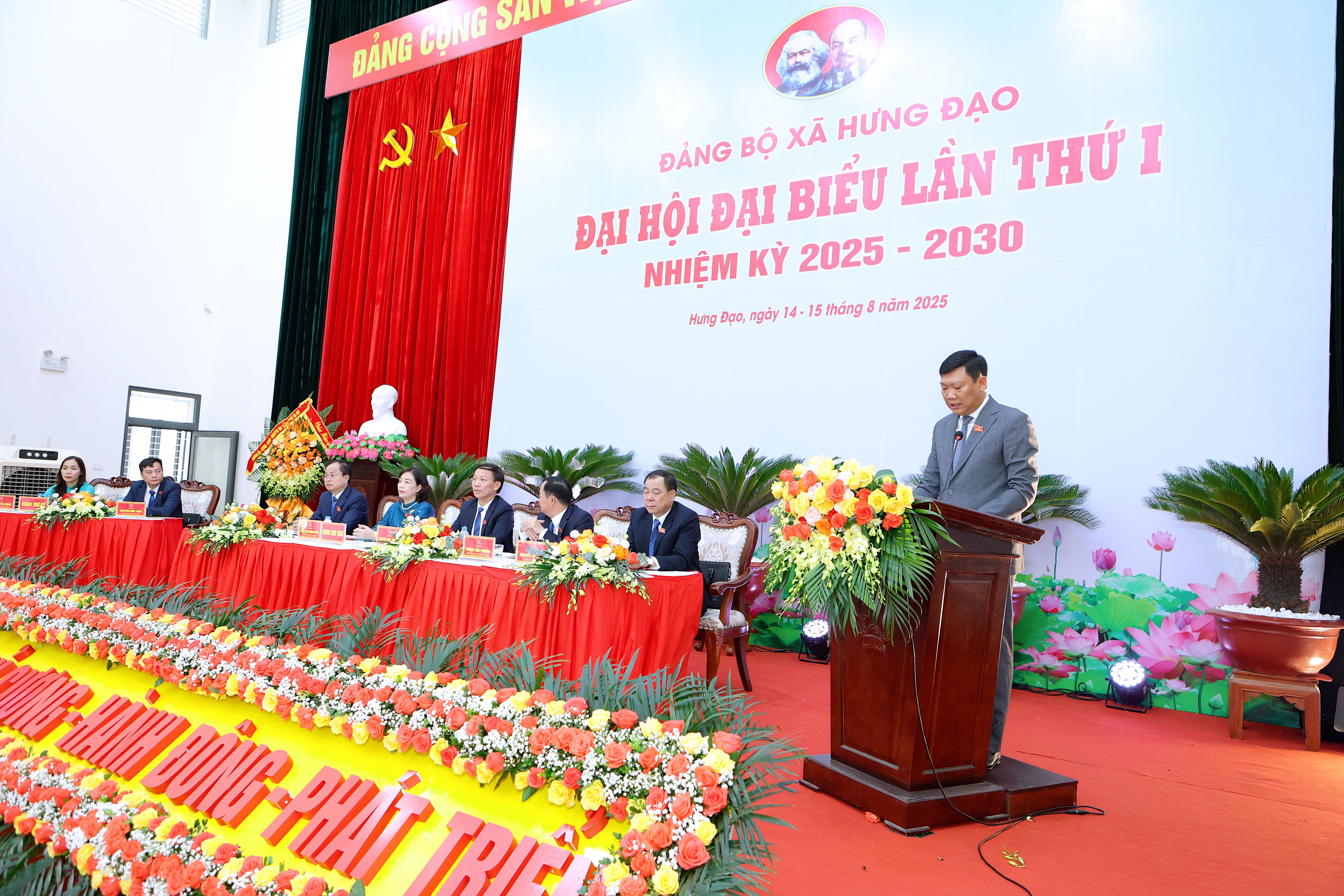 truc9561-1755250201.JPG