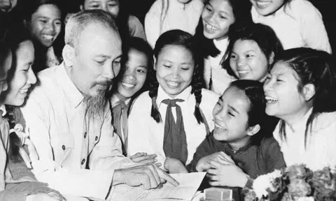 Chủ tịch Hồ Chí Minh với những ngày sinh nhật